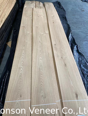 2.0mm Knotty White Oak Wood Veneer 다양한 스타일 재고