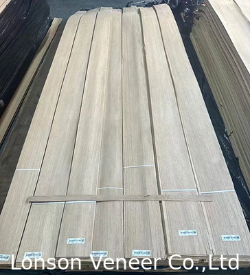유럽 오크 AA 등급 자연 목재 포니어 두께 0.5mm ≥245cm 길이